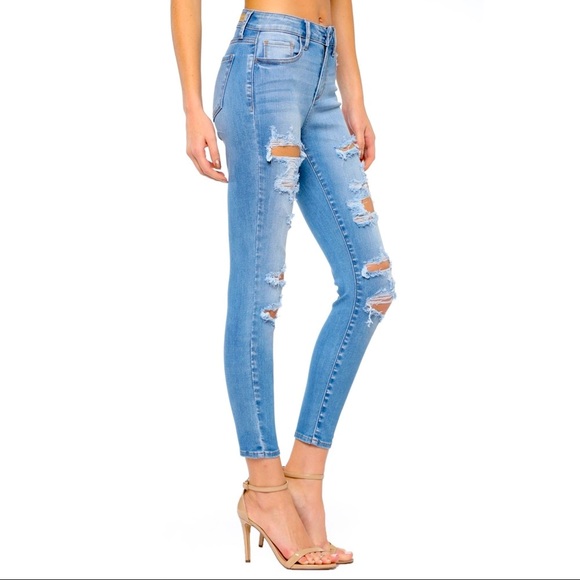 Last 1! Cello Jeans Distressed Skinny! Stretchy! - Picture 4 of 15